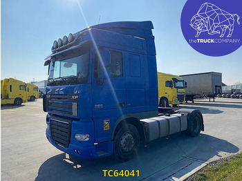 Тягач DAF XF 105 460