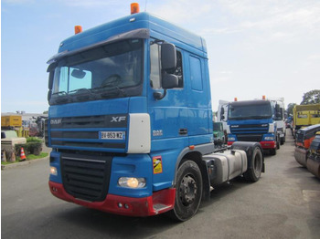 Тягач DAF XF 105 460