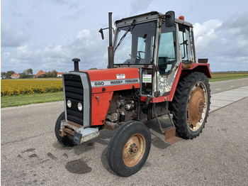 Трактор MASSEY FERGUSON 690