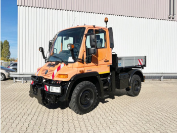 Самосвал UNIMOG U300