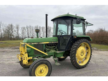 Трактор JOHN DEERE 1640