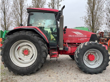 Трактор MCCORMICK XTX 200: фото 4