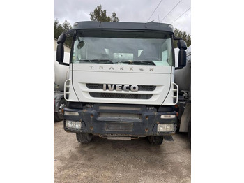 Автобетоносмеситель Iveco Trakker 410: фото 2