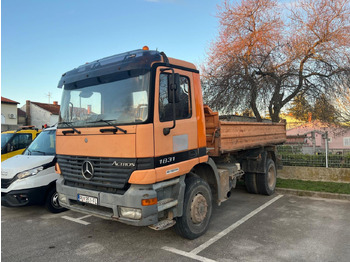 Самосвал MERCEDES-BENZ Actros 1831