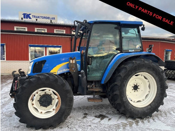 Трактор NEW HOLLAND T5000