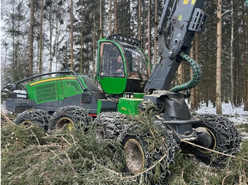 Харвестер JOHN DEERE