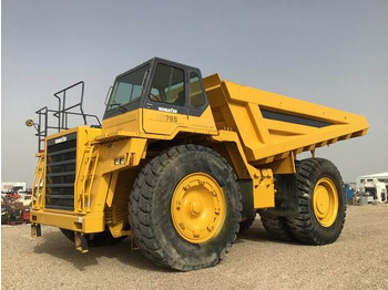 Карьерный самосвал KOMATSU HD785