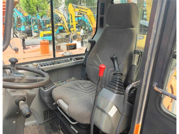 Колёсный экскаватор DOOSAN DX60W