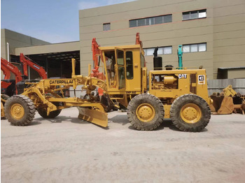 Грейдер CATERPILLAR 140G