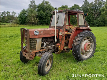 Трактор MASSEY FERGUSON 100 series