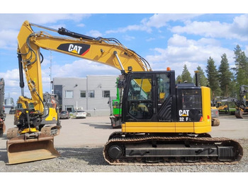 Гусеничный экскаватор CATERPILLAR 325FL