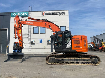 Гусеничный экскаватор HITACHI ZX225USLC-6