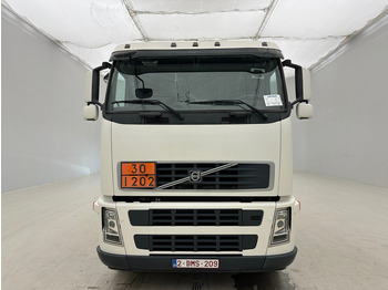 Грузовик-цистерна Volvo FH 440 - 6x2: фото 3