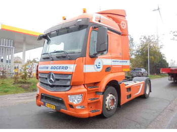 Тягач MERCEDES-BENZ Actros 1840