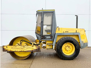 Каток BOMAG