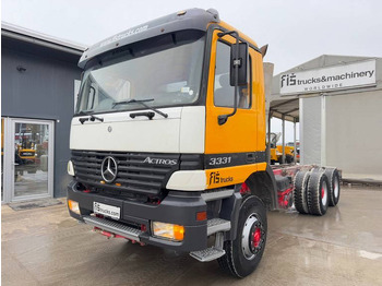 Грузовик-шасси MERCEDES-BENZ Actros 3331