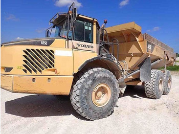 Сочленённый самосвал VOLVO A35E