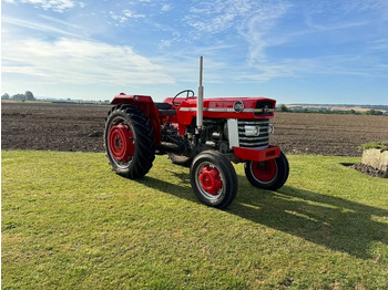 Трактор MASSEY FERGUSON 100 series