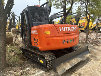 Гусеничный экскаватор HITACHI ZX70