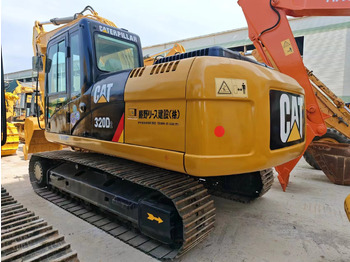 Гусеничный экскаватор CATERPILLAR 320D2