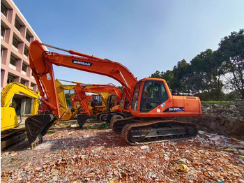 Гусеничный экскаватор DOOSAN DH225LC-7