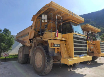 Карьерный самосвал KOMATSU HD325