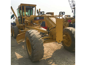 Грейдер CATERPILLAR 140H