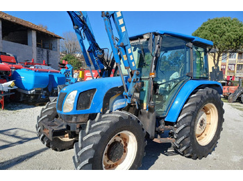 Трактор NEW HOLLAND TL90