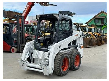 Мини-погрузчик с бортовым поворотом BOBCAT S450