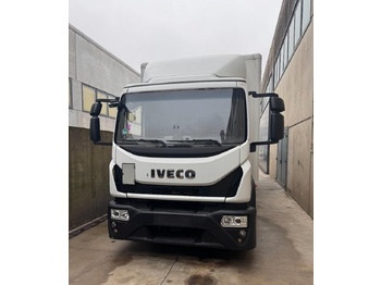 Грузовик с закрытым кузовом IVECO