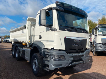 Самосвал MAN TGS 33.440