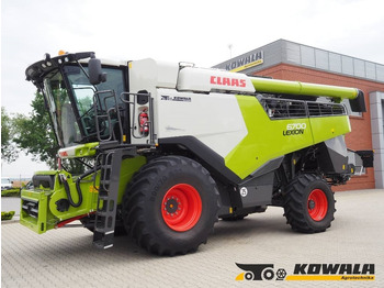 Зерноуборочный комбайн CLAAS Lexion 6700