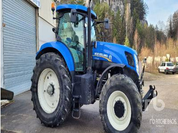 Трактор NEW HOLLAND T7.220