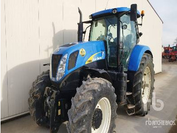 Трактор NEW HOLLAND T7050