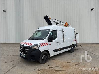 Грузовик с подъемником RENAULT Master