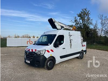 Грузовик с подъемником RENAULT Master