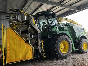 Кормоуборочный комбайн JOHN DEERE 8500