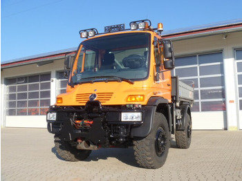 Самосвал UNIMOG U500