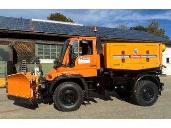 Самосвал UNIMOG U500