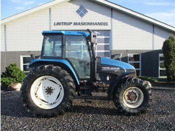 Трактор New Holland TS115 SLE: фото 3