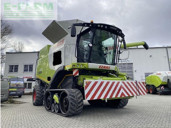 Зерноуборочный комбайн CLAAS Lexion 670