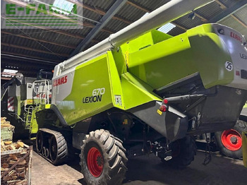 Зерноуборочный комбайн CLAAS Lexion 670