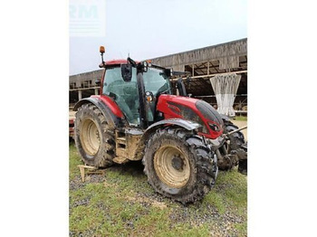 Трактор VALTRA N174