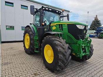 Трактор JOHN DEERE 6R 215