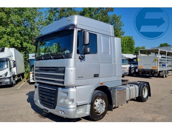 Тягач DAF XF 105 460