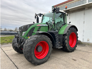 Трактор FENDT 724 Vario