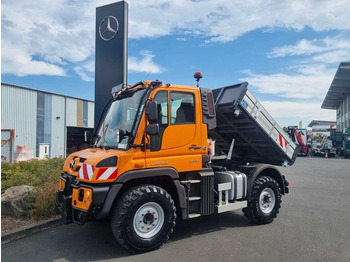 Самосвал UNIMOG