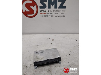 : фото в шапке страницы