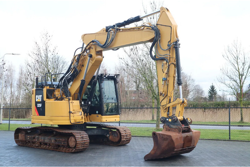 Гусеничный экскаватор Caterpillar 325 F LCR | BUCKET | QUICK COUPLER | GPS PREPARED: фото 6