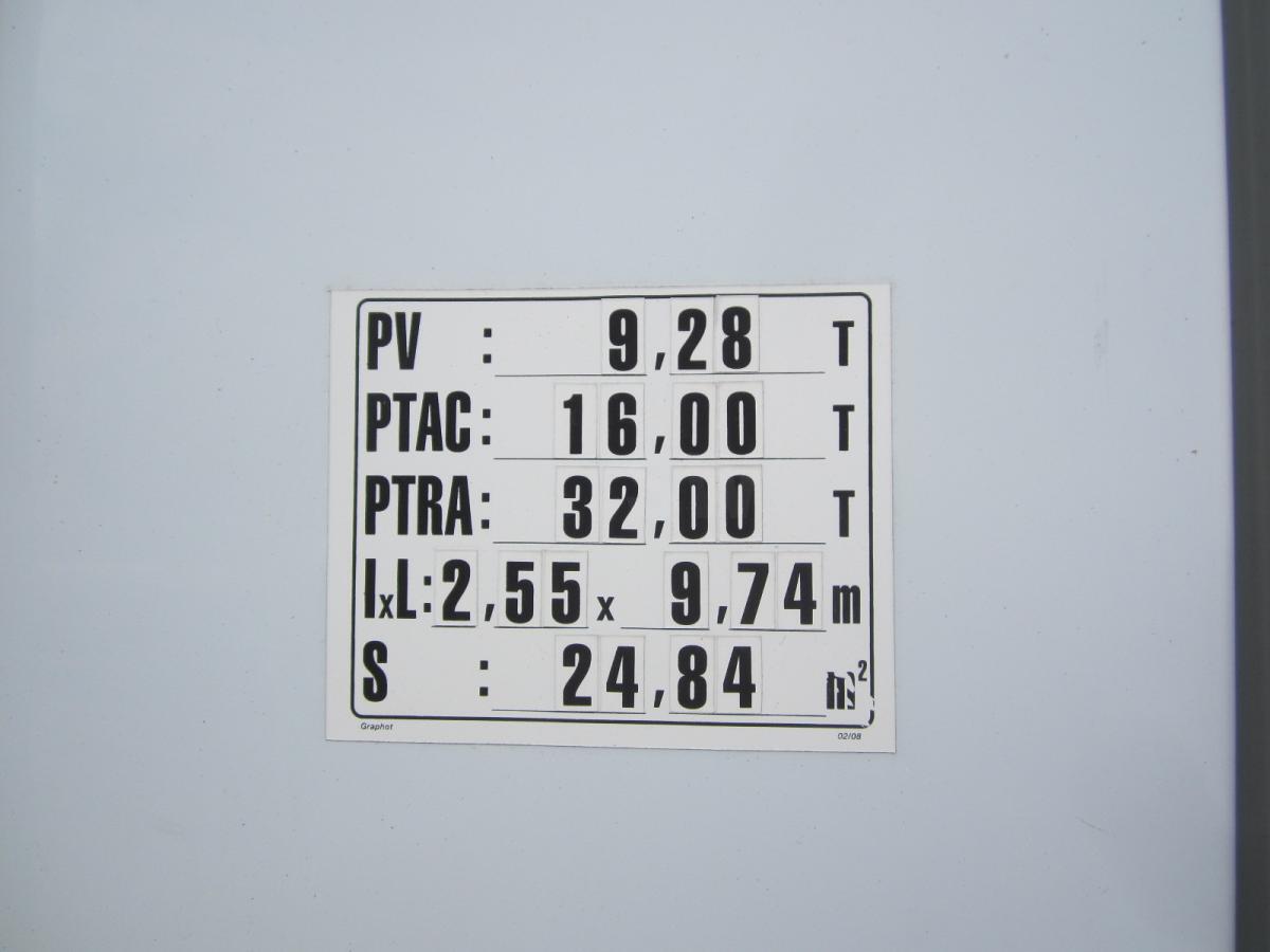 Грузовик с закрытым кузовом Renault Midlum 280 DXI: фото 8 Грузовик с закрытым кузовом Renault Midlum 280 DXI: фото 8